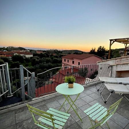 Casa Delle Farfalle Chia Exterior photo